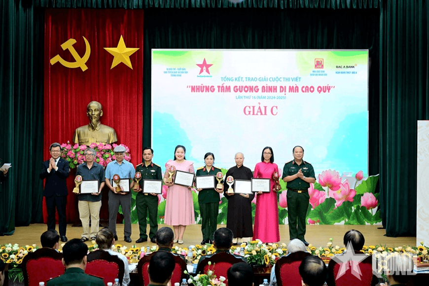 Danh sách tác giả, tác phẩm đoạt giải và nhân vật được tôn vinh trong Cuộc thi viết “Những tấm gương bình dị mà cao quý” lần thứ 16 (năm 2024-2025)
