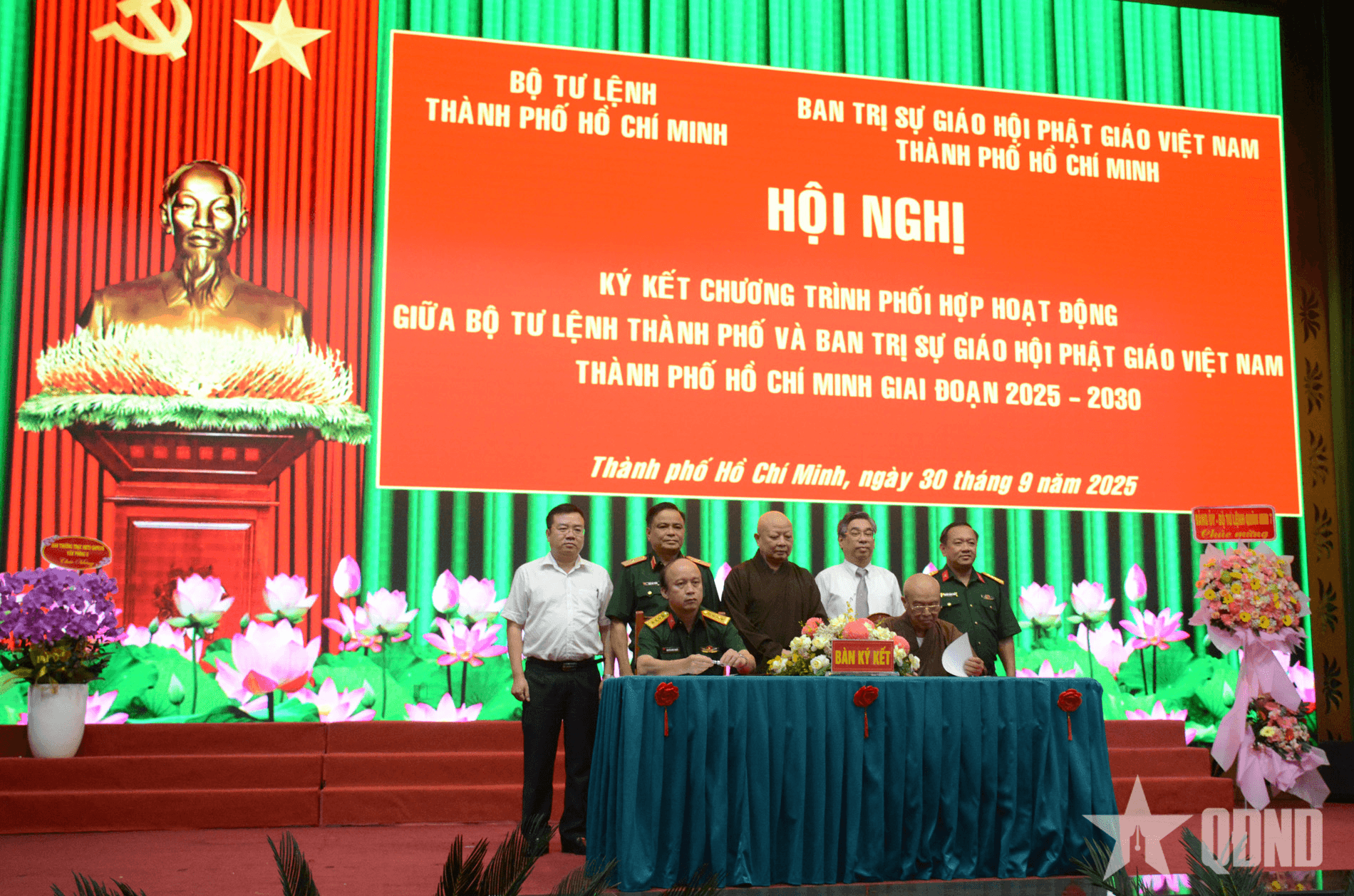 Bộ tư lệnh TP Hồ Chí Minh ký kết chương trình phối hợp với Ban trị sự Giáo hội Phật giáo Việt Nam TP Hồ Chí Minh