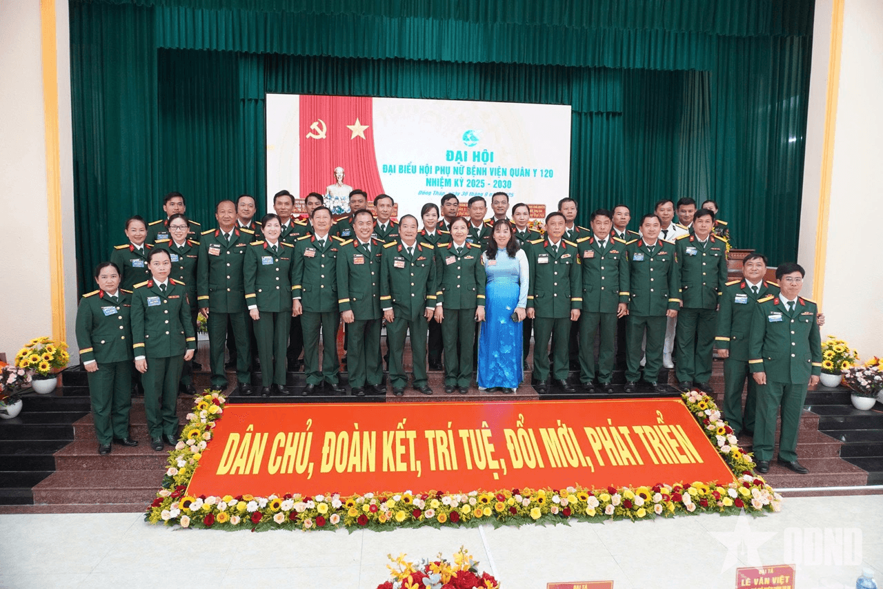 Quân khu 9: Phụ nữ Bệnh viện Quân y 120 đoàn kết, sáng tạo, hoàn thành tốt nhiệm vụ