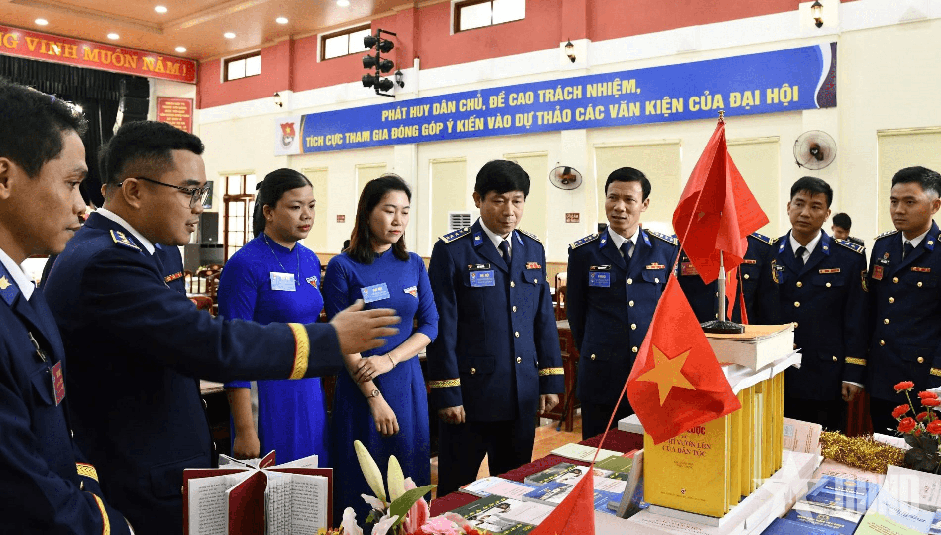 Đoàn cơ sở Hải đoàn 21 (Vùng Cảnh sát biển 2) xung kích làm chủ vũ khí trang bị kỹ thuật, tàu thuyền