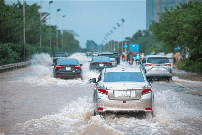 Hà Nội cảnh báo báo động lũ trên nhiều sông, bảo đảm an toàn hạ du hồ Núi Cốc