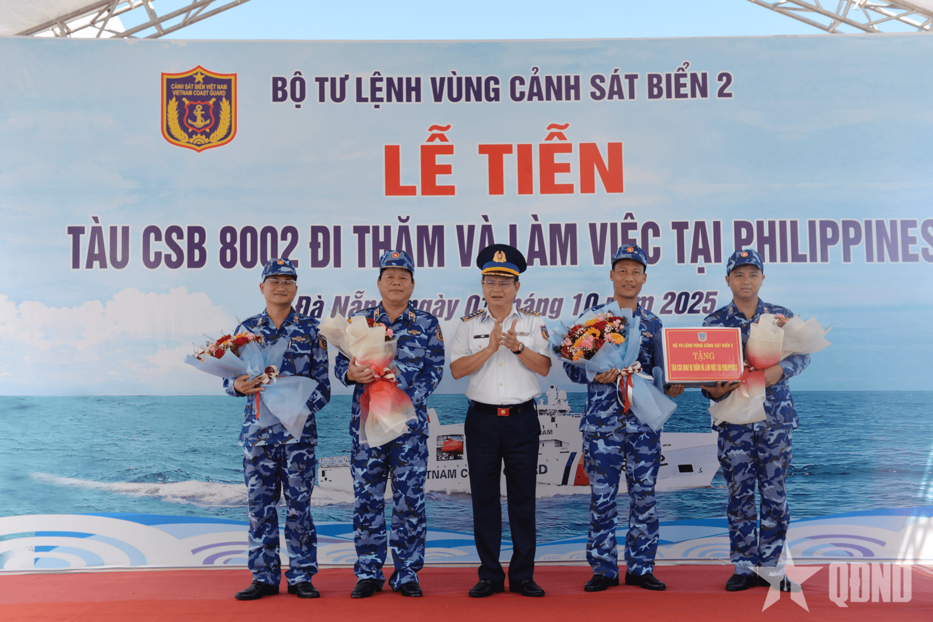 Đoàn công tác Cảnh sát biển Việt Nam lên đường thăm và làm việc tại Philippines