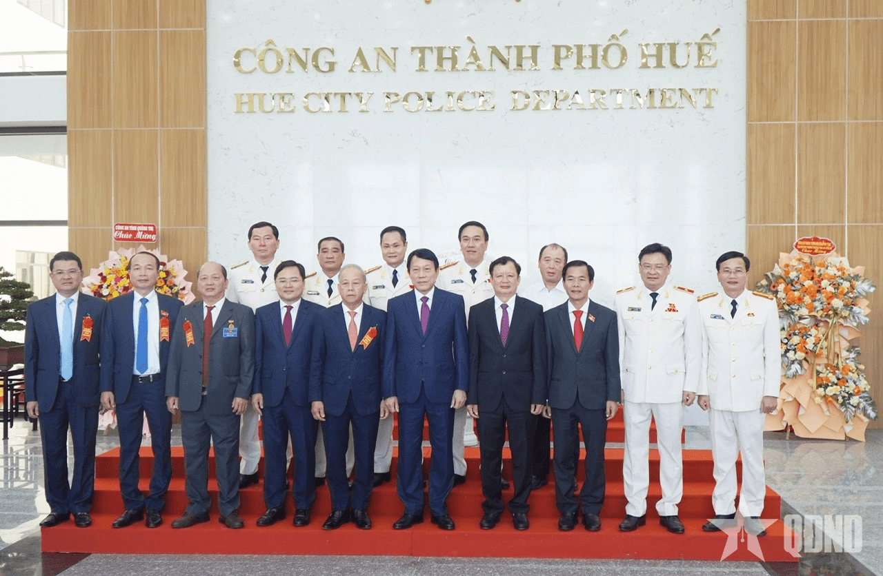 Đại tướng Lương Tam Quang, Bộ trưởng Bộ Công an dự lễ gắn biển công trình cơ sở làm việc mới Công an TP Huế