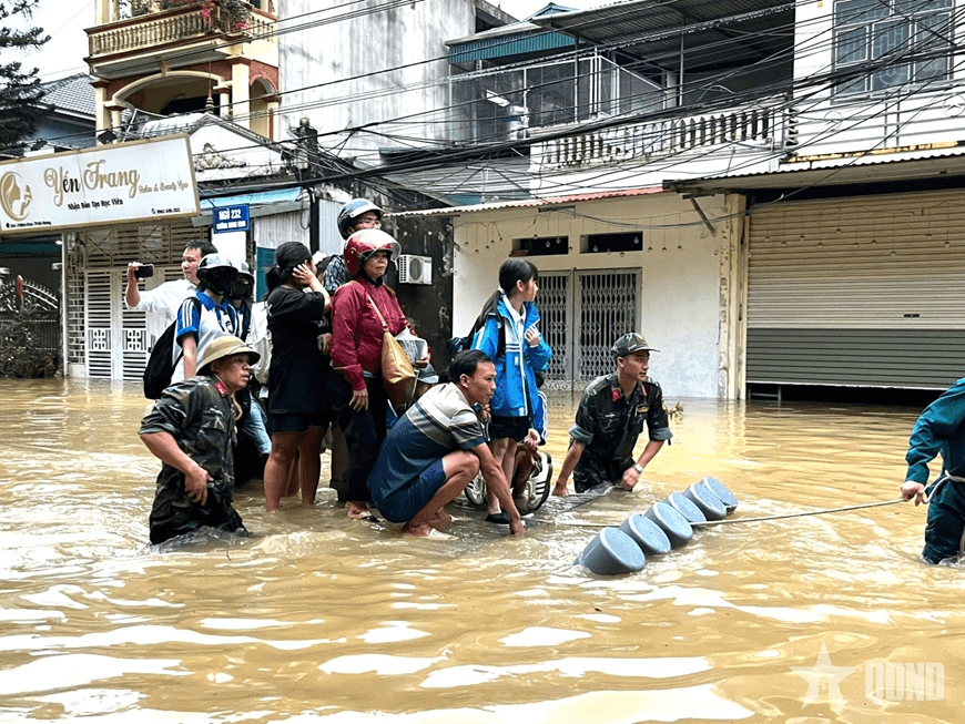 Công điện 185/CĐ-TTg: Huy động tối đa lực lượng, khẩn trương khắc phục hậu quả bão và mưa lũ