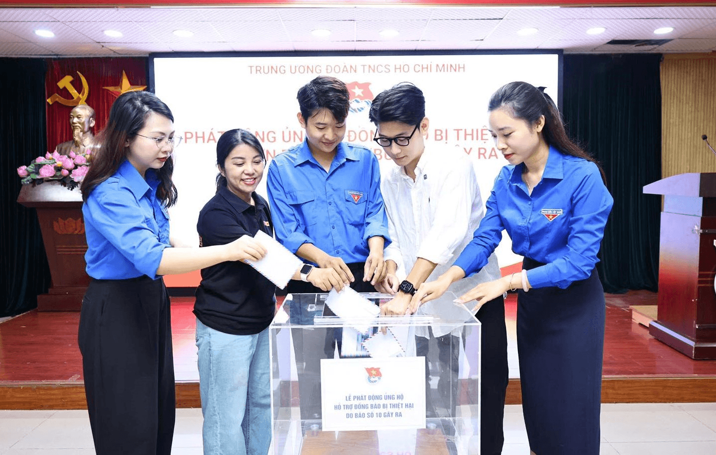 Trung ương Đoàn phát động ủng hộ đồng bào bị thiệt hại do bão số 10
