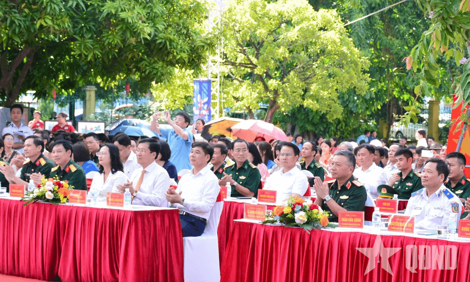 Thượng tướng Lê Quang Minh dự Ngày hội “Nghĩa tình biên giới, biển đảo” năm 2025