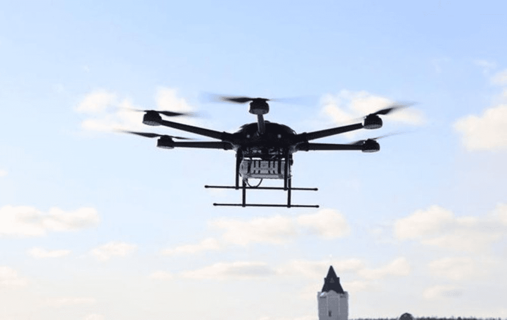 Đức: Bắt giữ người nước ngoài điều khiển UAV gần sân bay