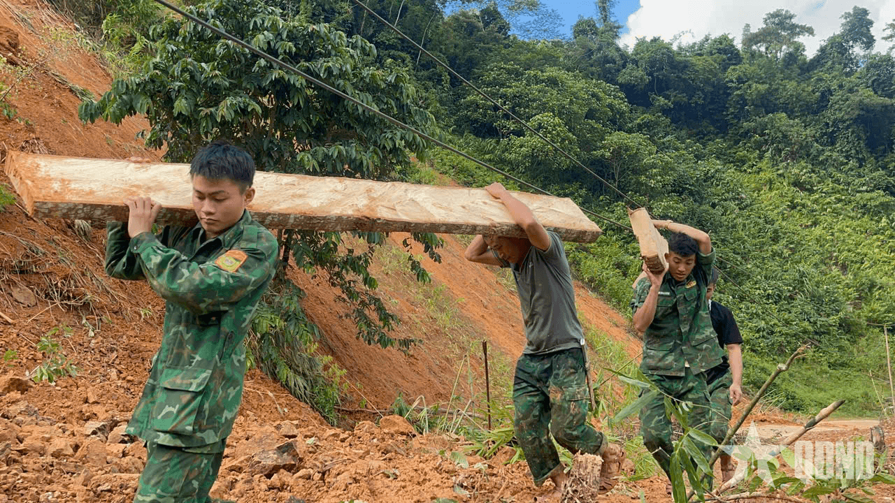 Nghệ An: Lực lượng tại chỗ chạy đua với bão