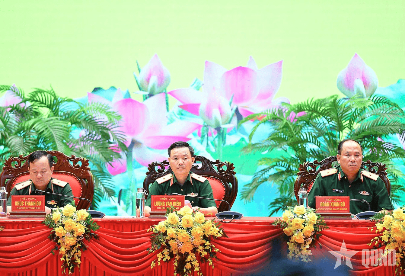 “Quân khu 3 - 80 năm truyền thống vẻ vang”