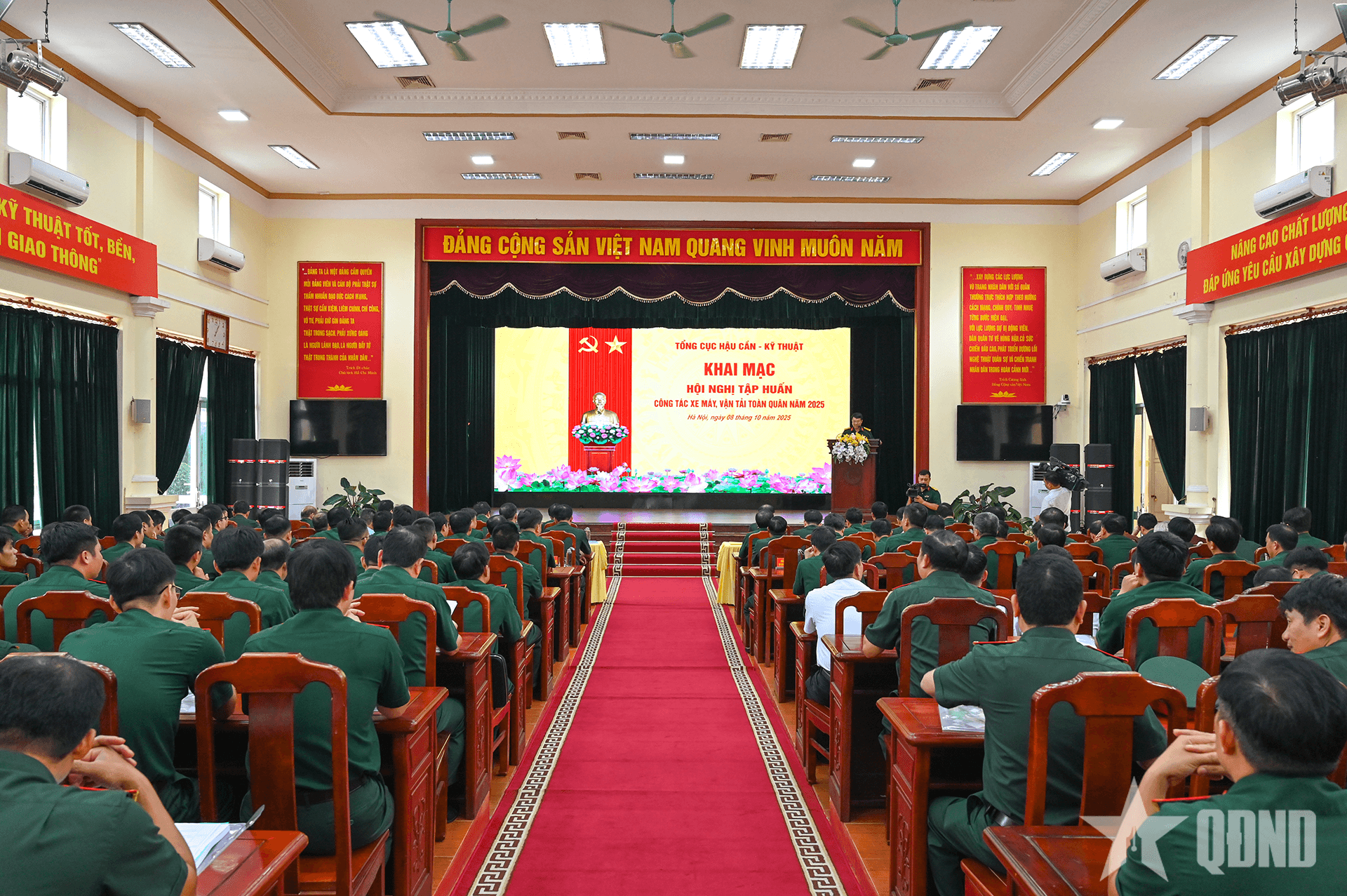 Tập huấn công tác xe máy, vận tải toàn quân năm 2025