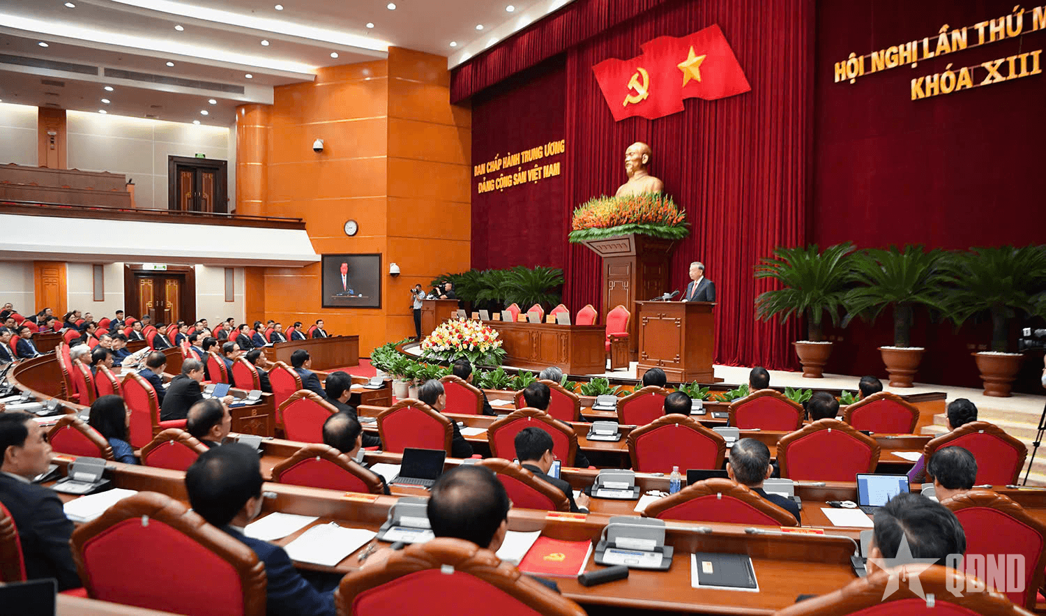 Phấn đấu hoàn thành thắng lợi nhiệm vụ phát triển kinh tế - xã hội năm 2025