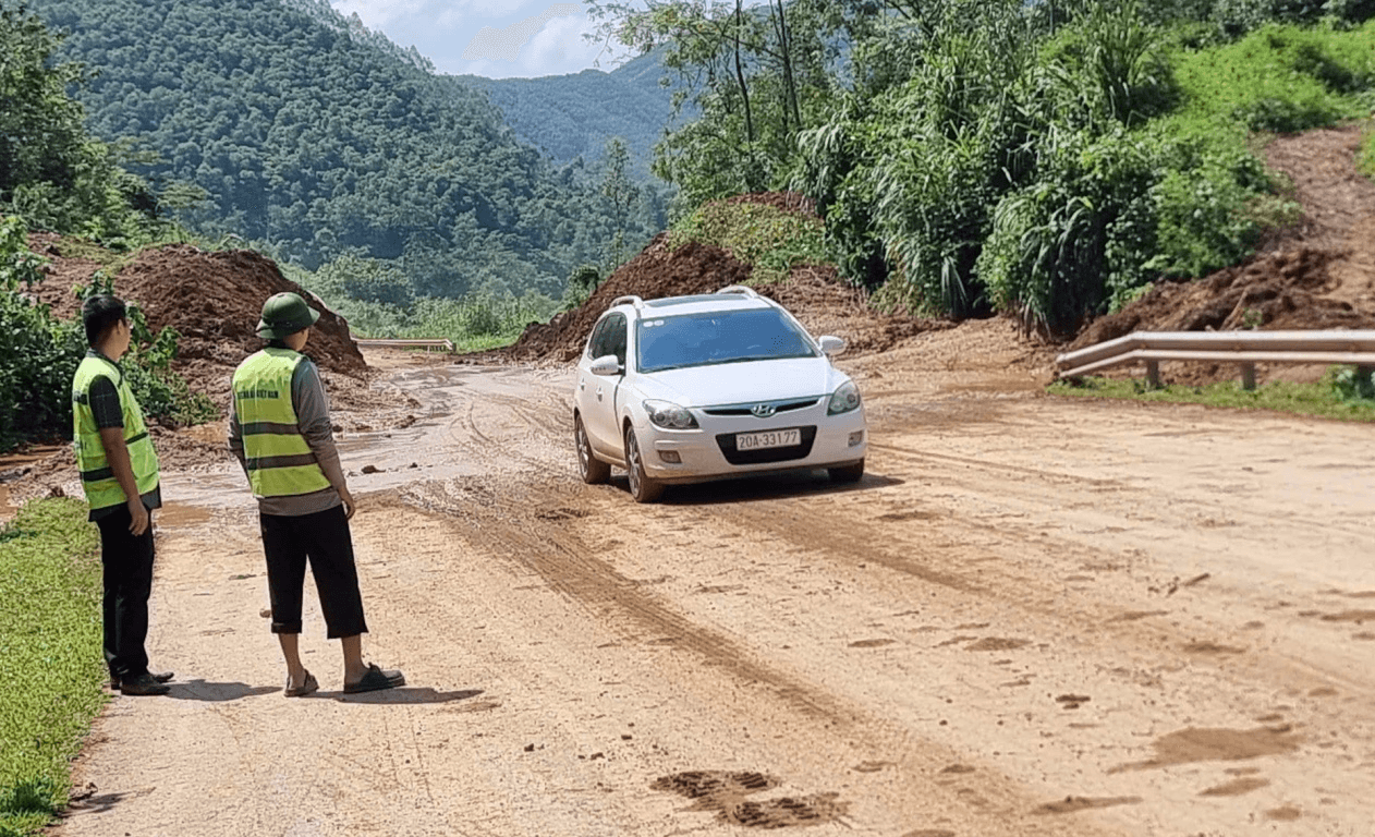 Thông xe Quốc lộ 3 và cao tốc kết nối với Thái Nguyên, Cao Bằng sau mưa, lũ
