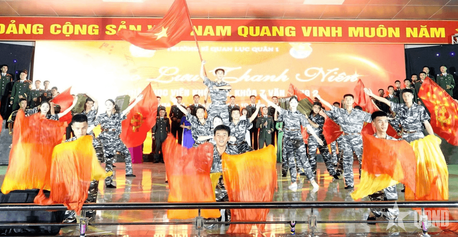 Trường Sĩ quan Lục quân 1 tổ chức giao lưu chào khóa học viên mới năm 2025