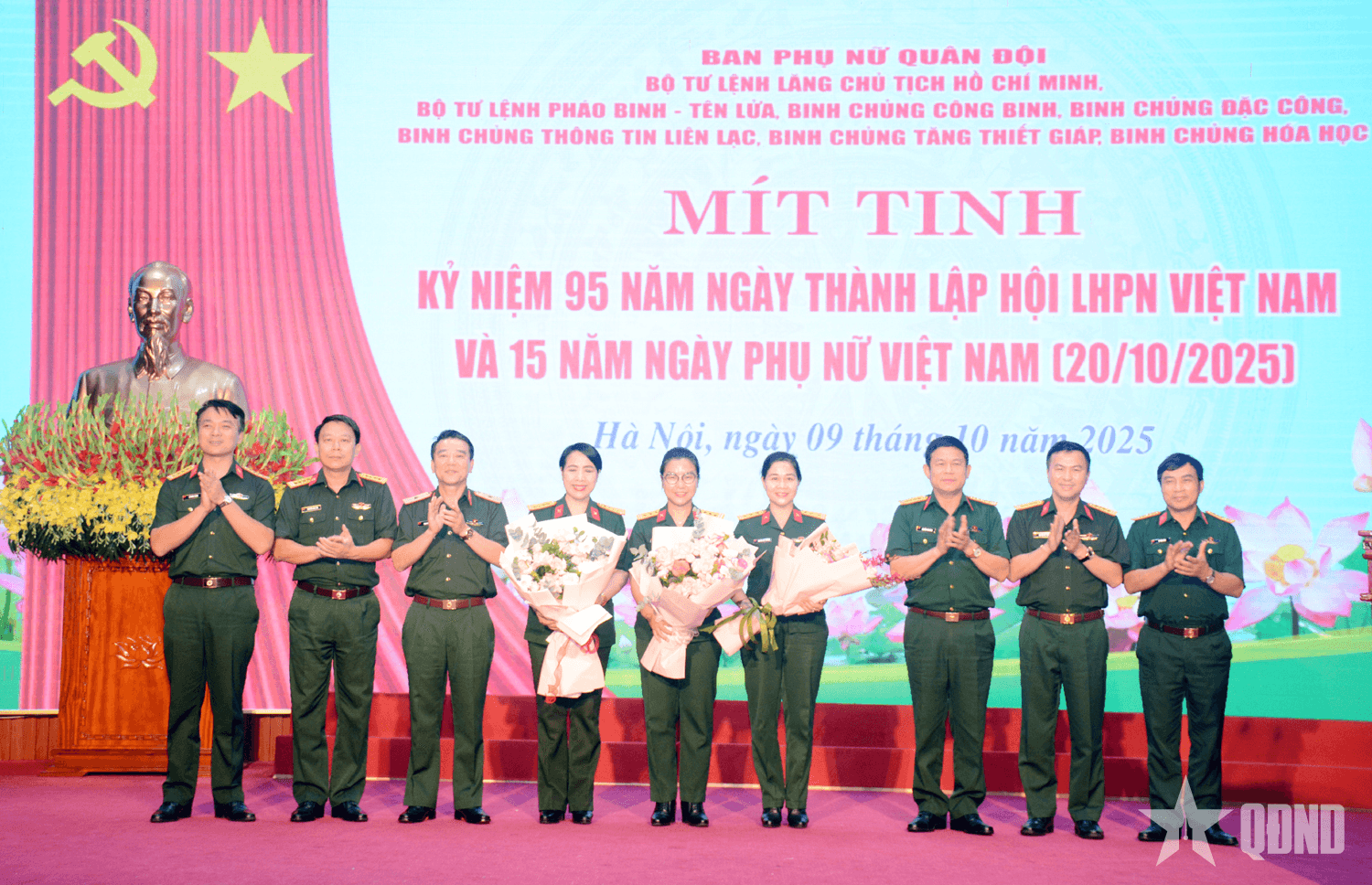 Phụ nữ Quân đội mít tinh kỷ niệm ngày truyền thống Phụ nữ Việt Nam