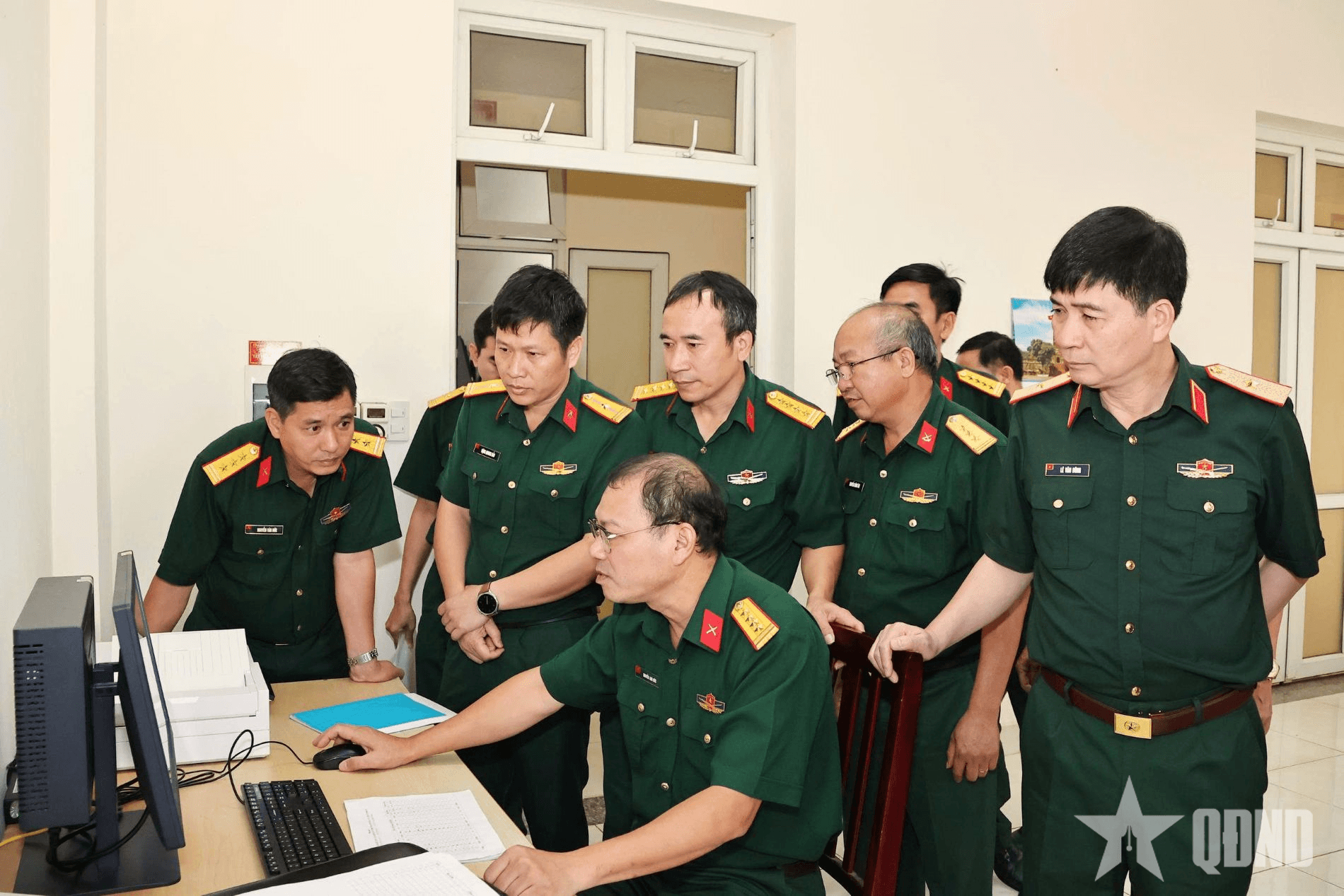 Bộ Quốc phòng kiểm tra công tác số hóa hồ sơ, giải quyết thủ tục hành chính tại Quân đoàn 34