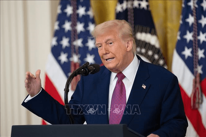 Mỹ: Tổng thống Donald Trump đe dọa loại bỏ vĩnh viễn một số chương trình mà đảng Dân chủ ưa chuộng
