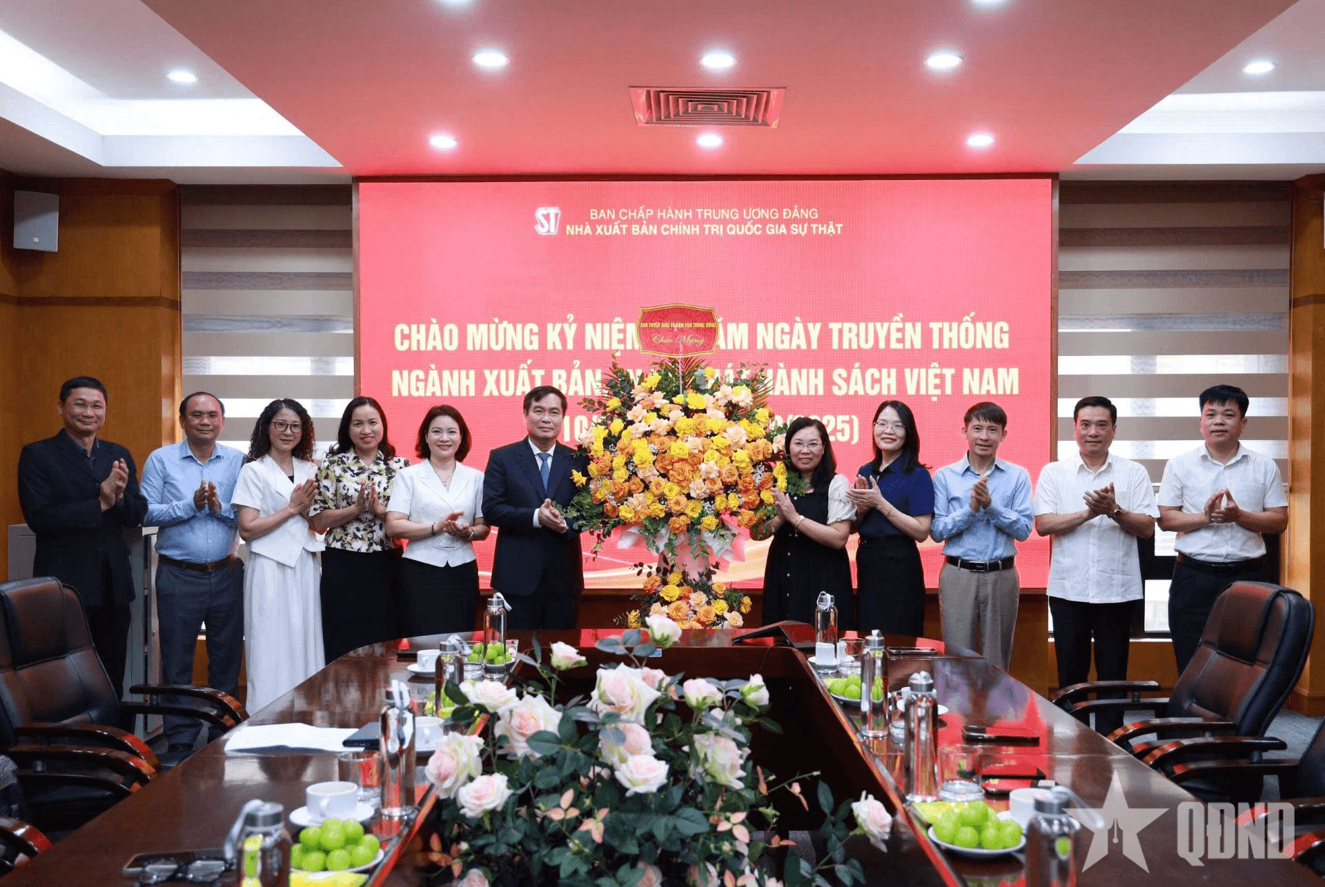 Ban Tuyên giáo và Dân vận Trung ương chúc mừng Ngày truyền thống ngành xuất bản