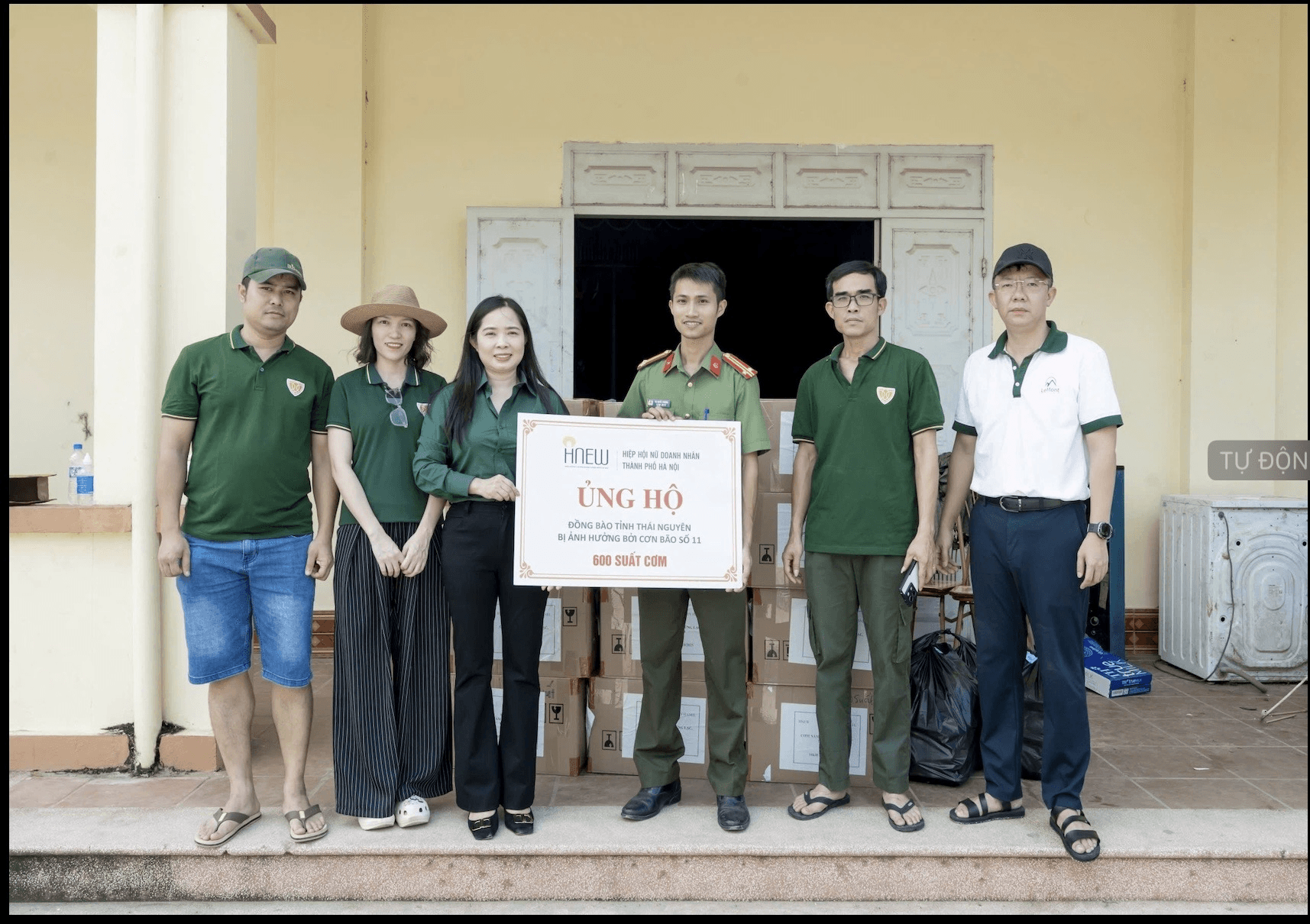 Chung tay giúp đỡ người dân vùng lũ Thái Nguyên