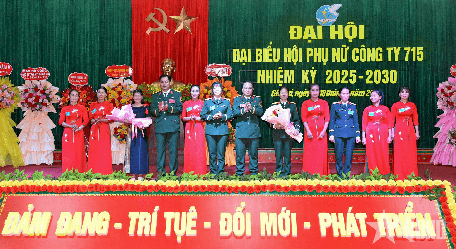 Xây dựng người phụ nữ Công ty 715 (Binh đoàn 15) “bản lĩnh, trí tuệ, kỷ cương, nhân ái”
