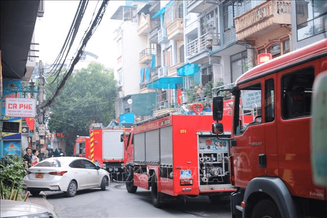 Hà Nội: Cháy lớn tại nhà dân, 5 người tử vong