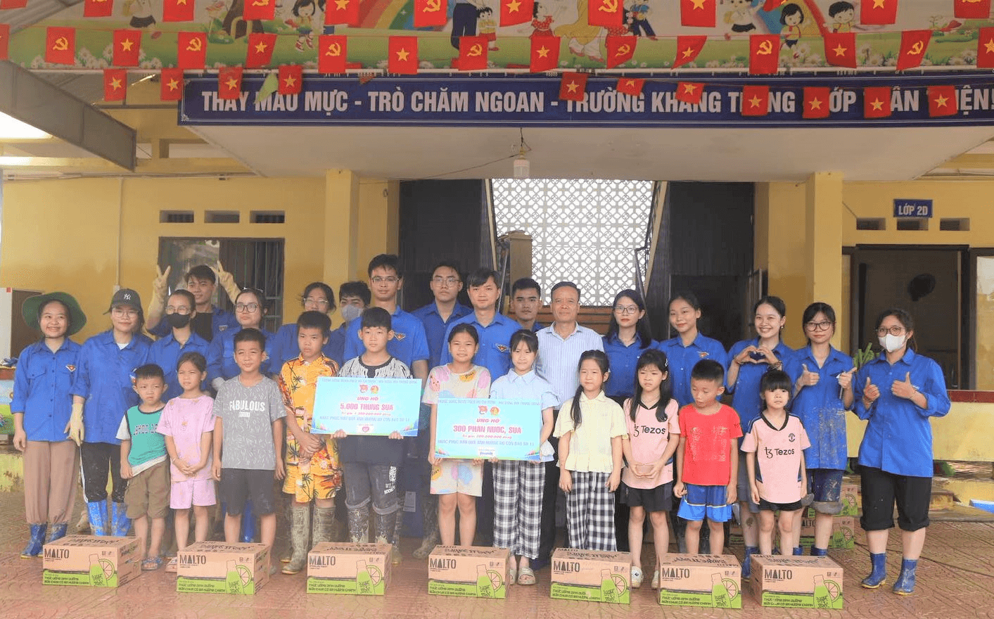 Lan tỏa tinh thần xung kích khắc phục hậu quả bão số 11