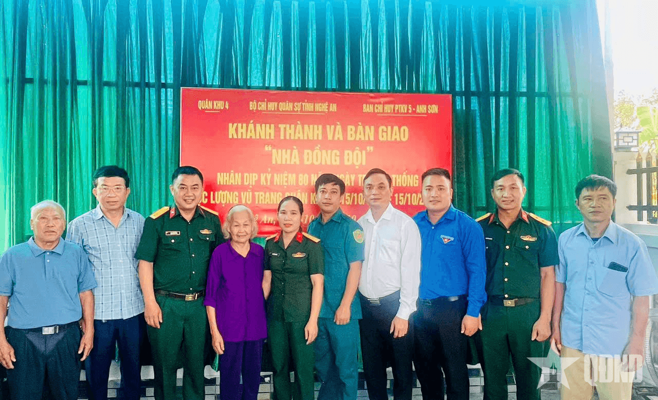 Nghệ An: Bàn giao “Nhà đồng đội” cho quân nhân có hoàn cảnh khó khăn