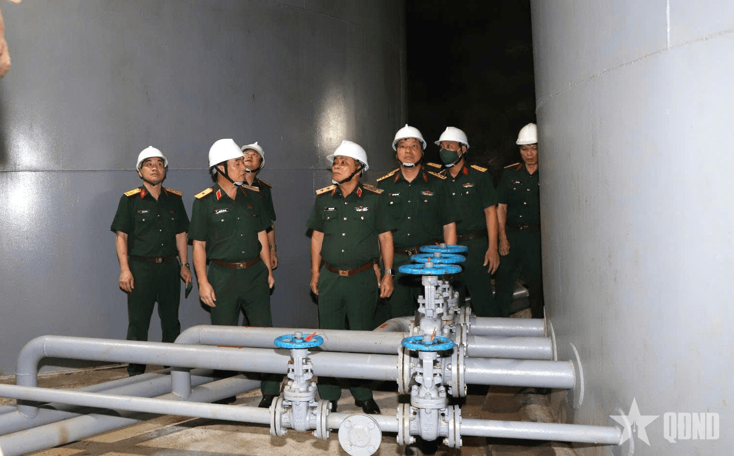Kho 671, Cục Xăng dầu nỗ lực khắc phục hậu quả cơn bão số 11