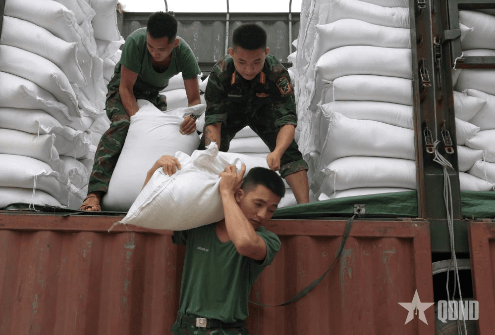 Lạng Sơn: Giúp nhân dân ổn định cuộc sống ngay khi lũ rút