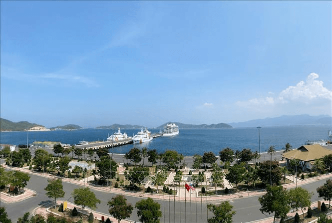 Quy định mới về quản lý hoạt động Cảng quốc tế Cam Ranh