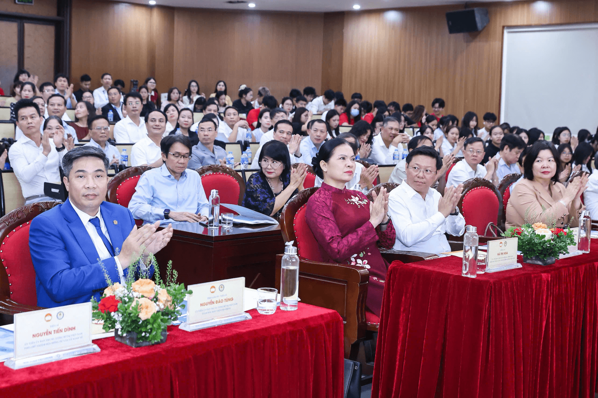 Phát huy vai trò của Mặt trận Tổ quốc Việt Nam trong phát triển kinh tế tư nhân