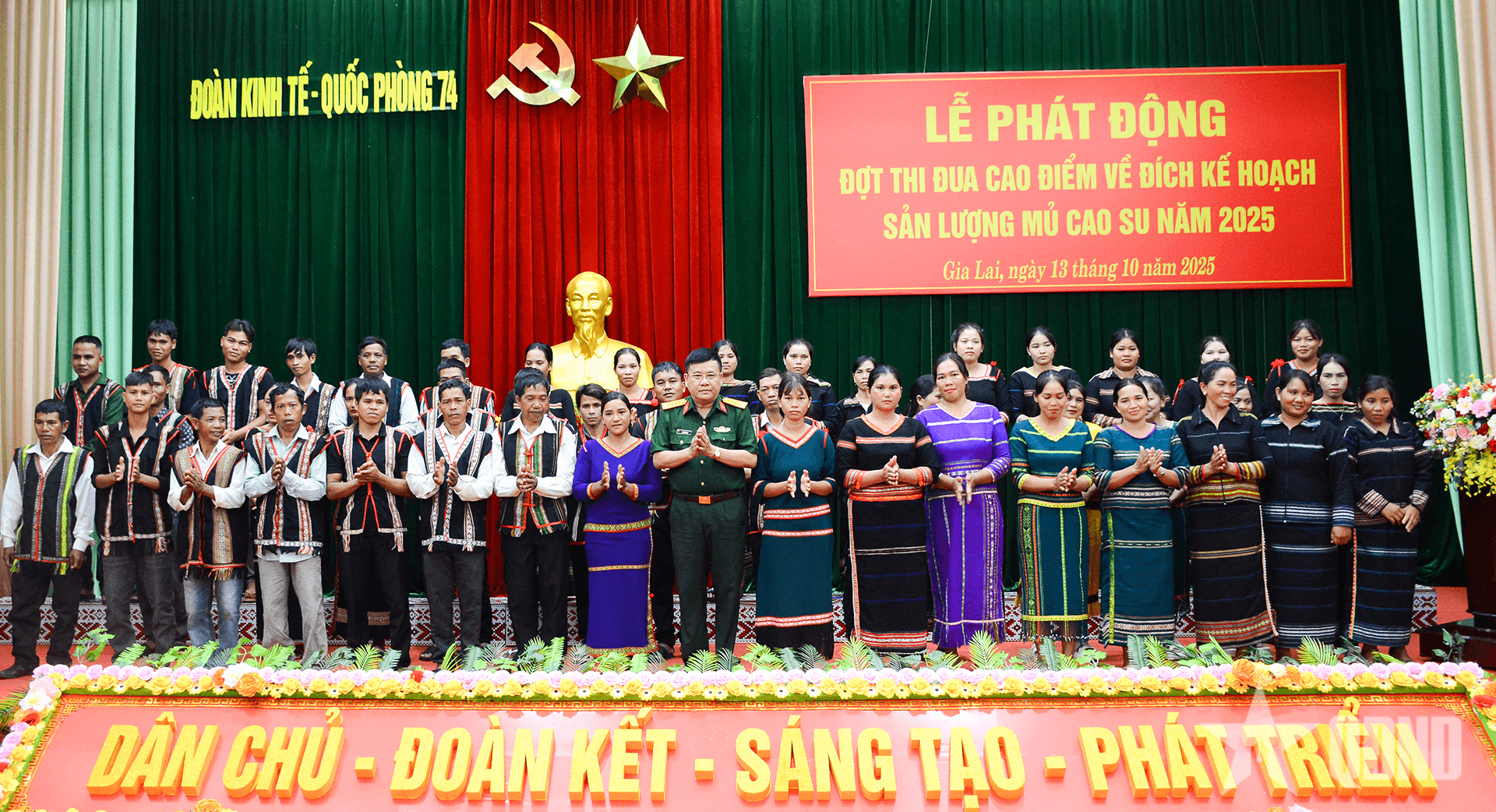 Đoàn Kinh tế - Quốc phòng 74: Phấn đấu có ít nhất 5 đơn vị hoàn thành vượt chỉ tiêu kế hoạch sản lượng mủ cao su năm 2025