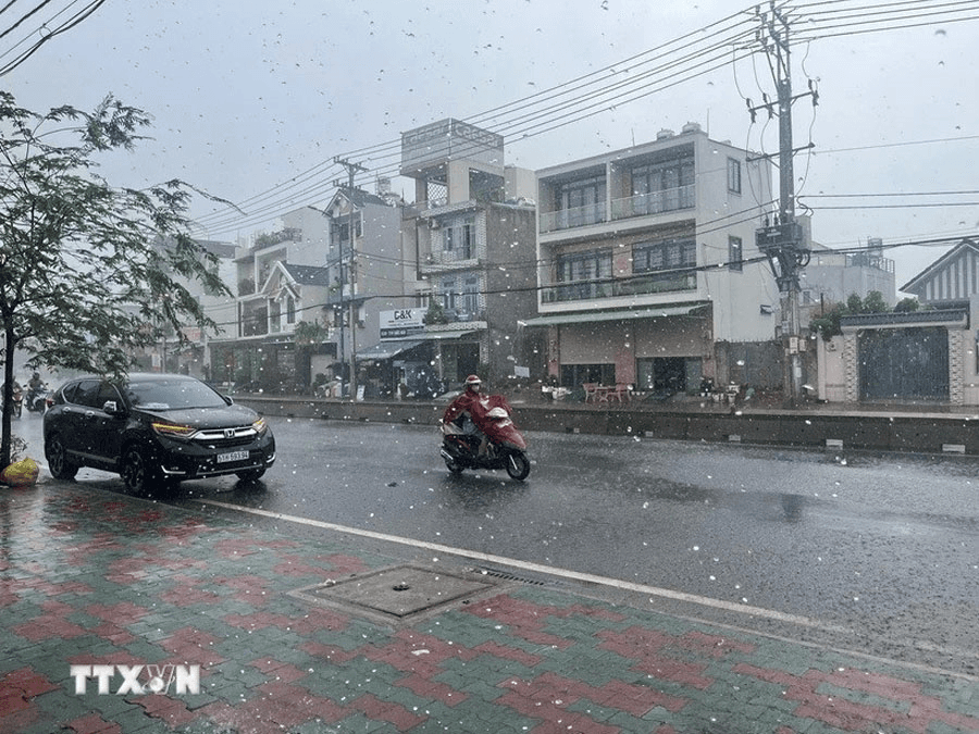 Thời tiết hôm nay (16-10): Bắc Bộ có mưa vài nơi