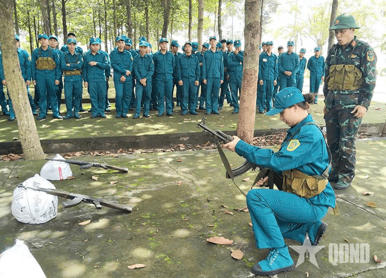 Chiến sĩ “sao vuông” luyện rèn bản lĩnh