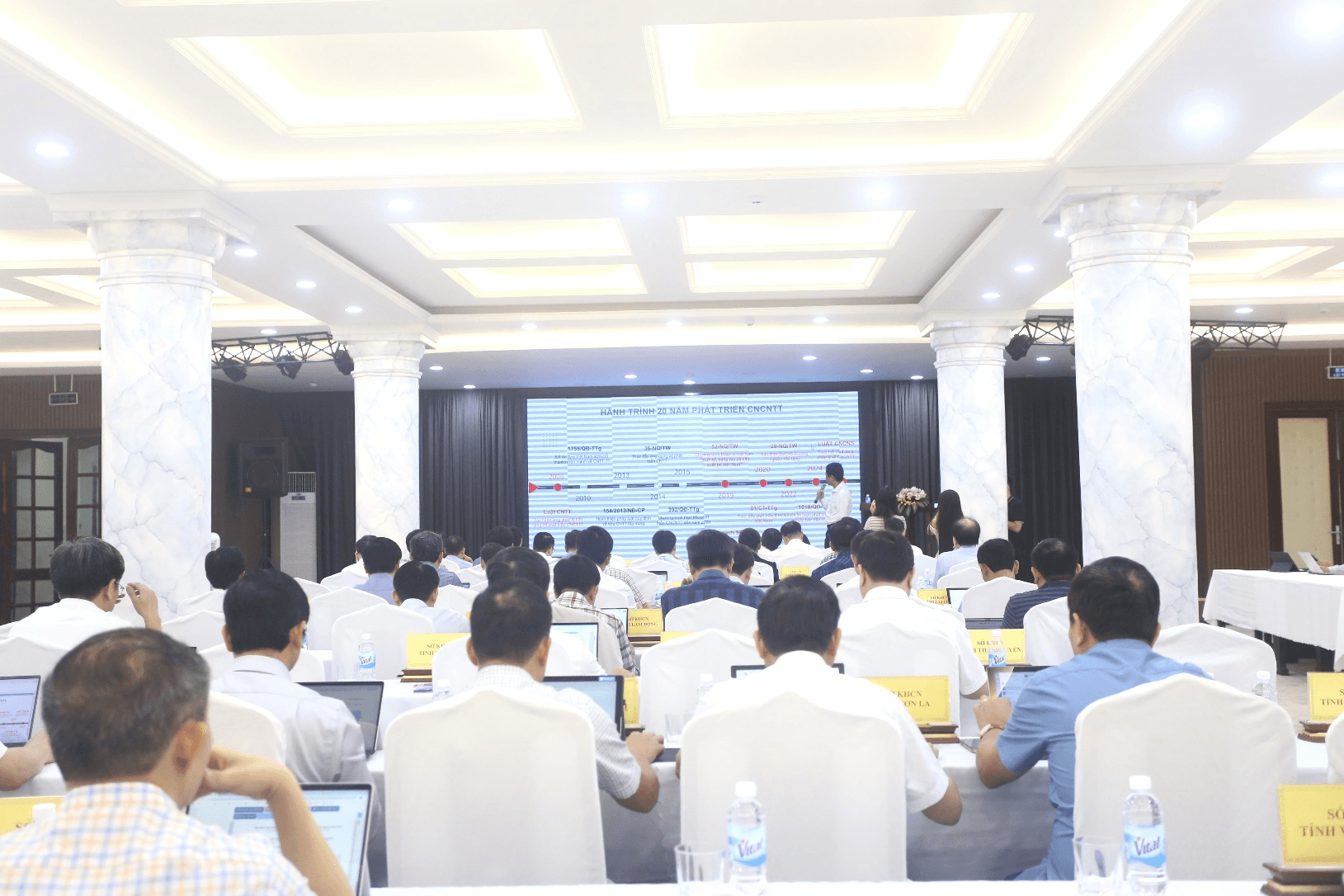 Ngành Khoa học và Công nghệ cần tiên phong tháo gỡ các điểm nghẽn, kiến tạo hạ tầng pháp lý