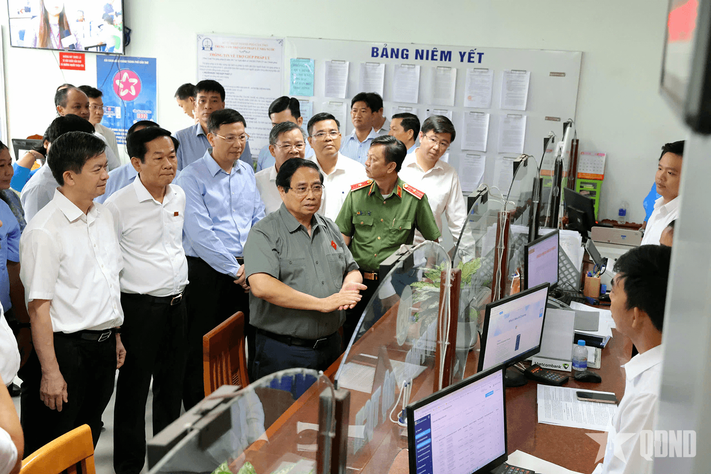 Thủ tướng Phạm Minh Chính kiểm tra vận hành chính quyền hai cấp tại TP Cần Thơ