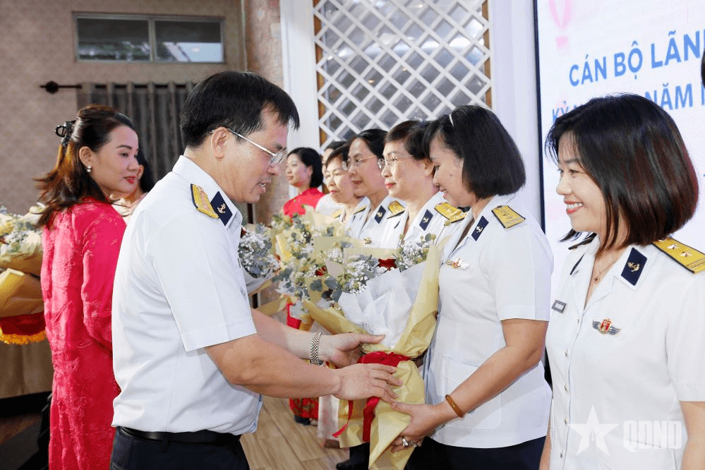Binh đoàn 20 gặp mặt cán bộ lãnh đạo nữ và hội viên phụ nữ