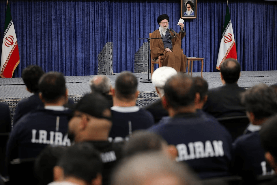 Iran bác đề nghị nối lại đàm phán của Mỹ