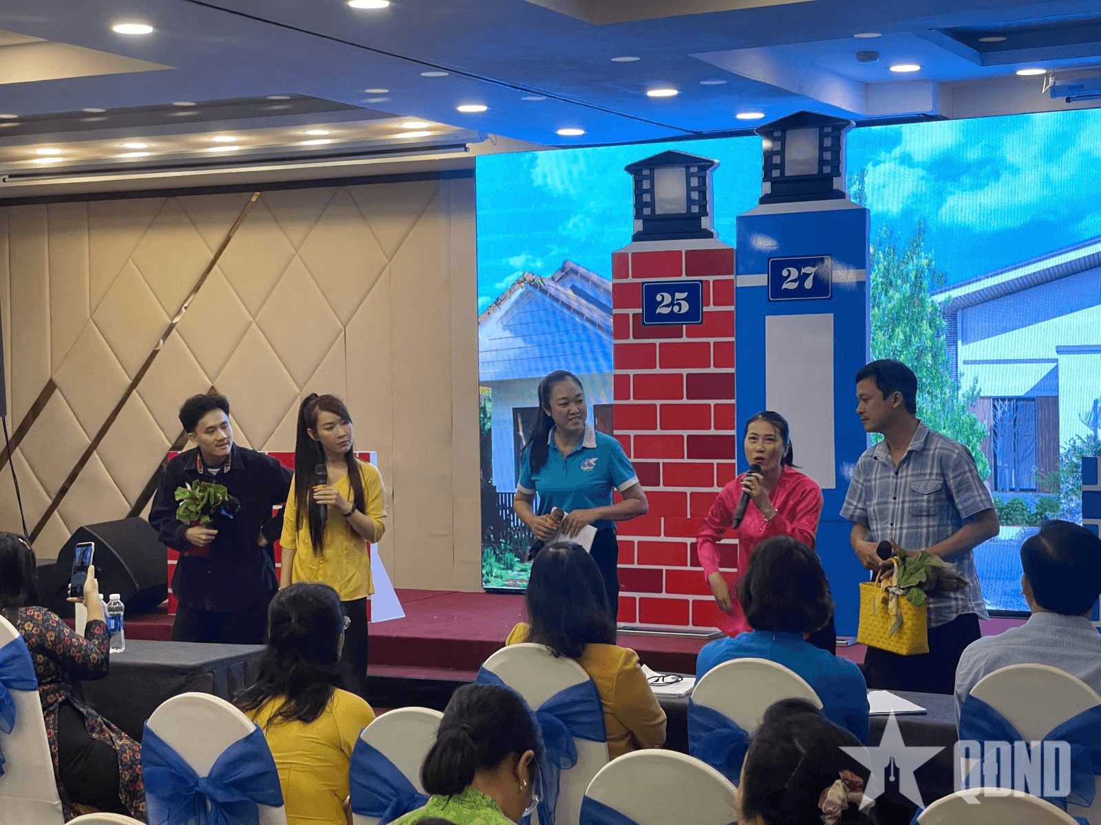 Chia sẻ sáng kiến xây dựng gia đình “5 không, 3 sạch”, "5 có, 3 sạch"