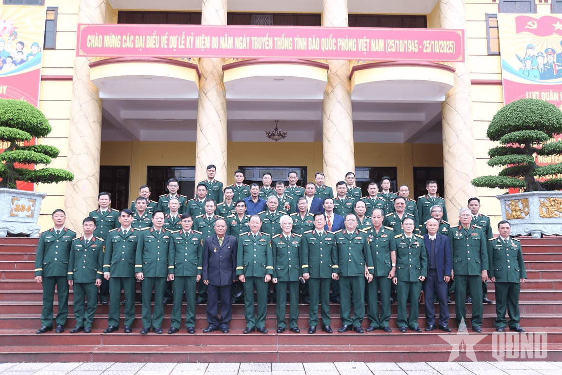 Quân khu 1 gặp mặt kỷ niệm 80 năm Ngày truyền thống Tình báo quốc phòng Việt Nam
