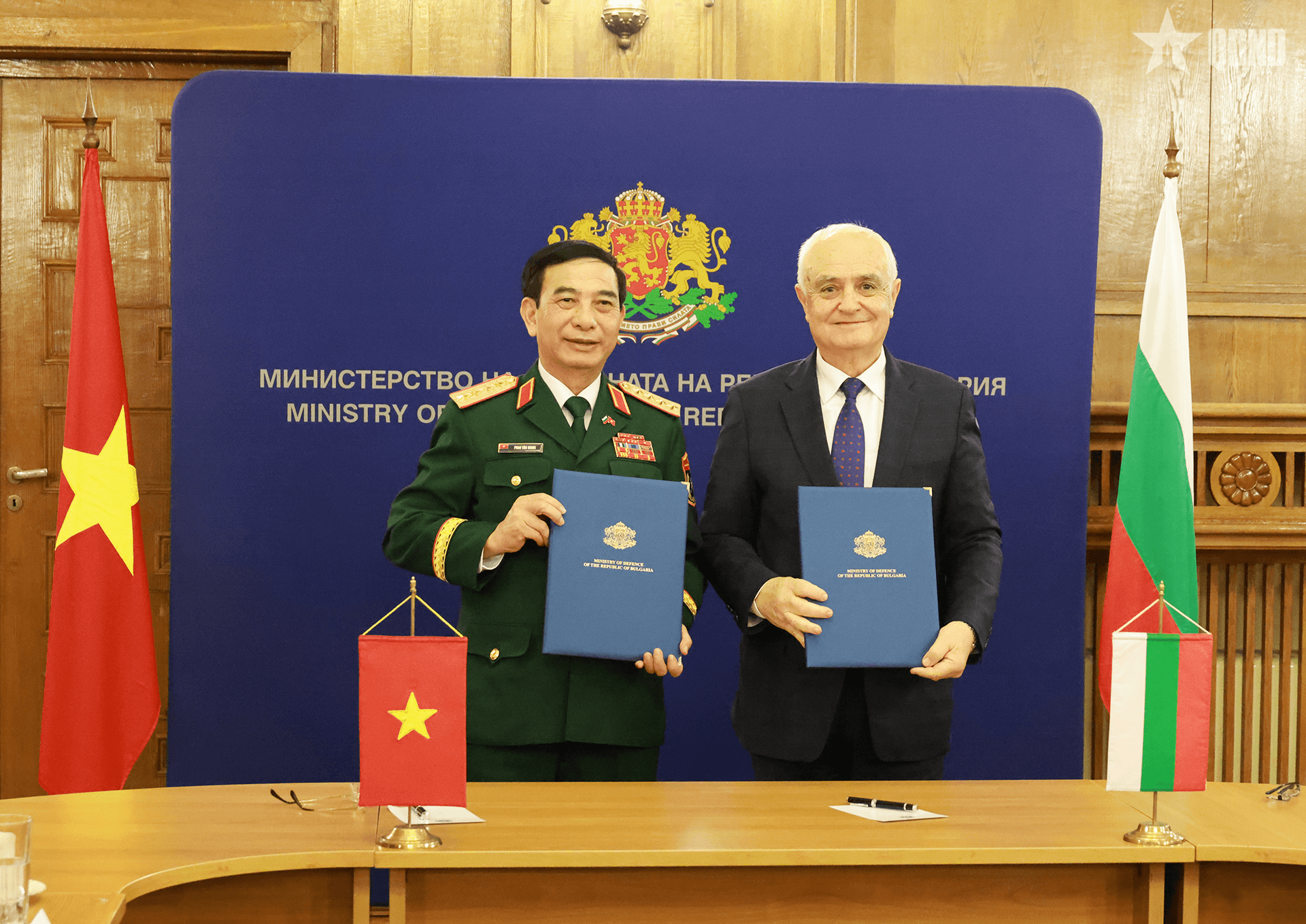 Đại tướng Phan Văn Giang hội đàm với Bộ trưởng Bộ Quốc phòng Bulgaria