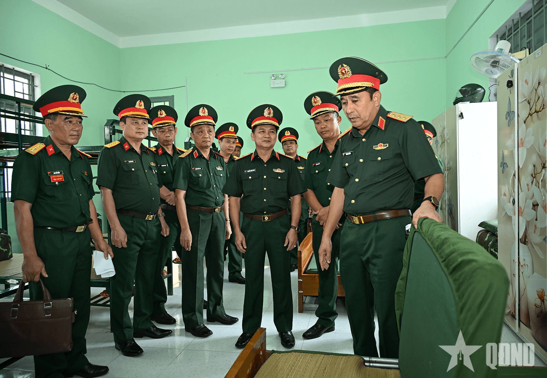 Thượng tướng Phùng Sĩ Tấn thăm, kiểm tra các đơn vị trên địa bàn tỉnh Gia Lai
