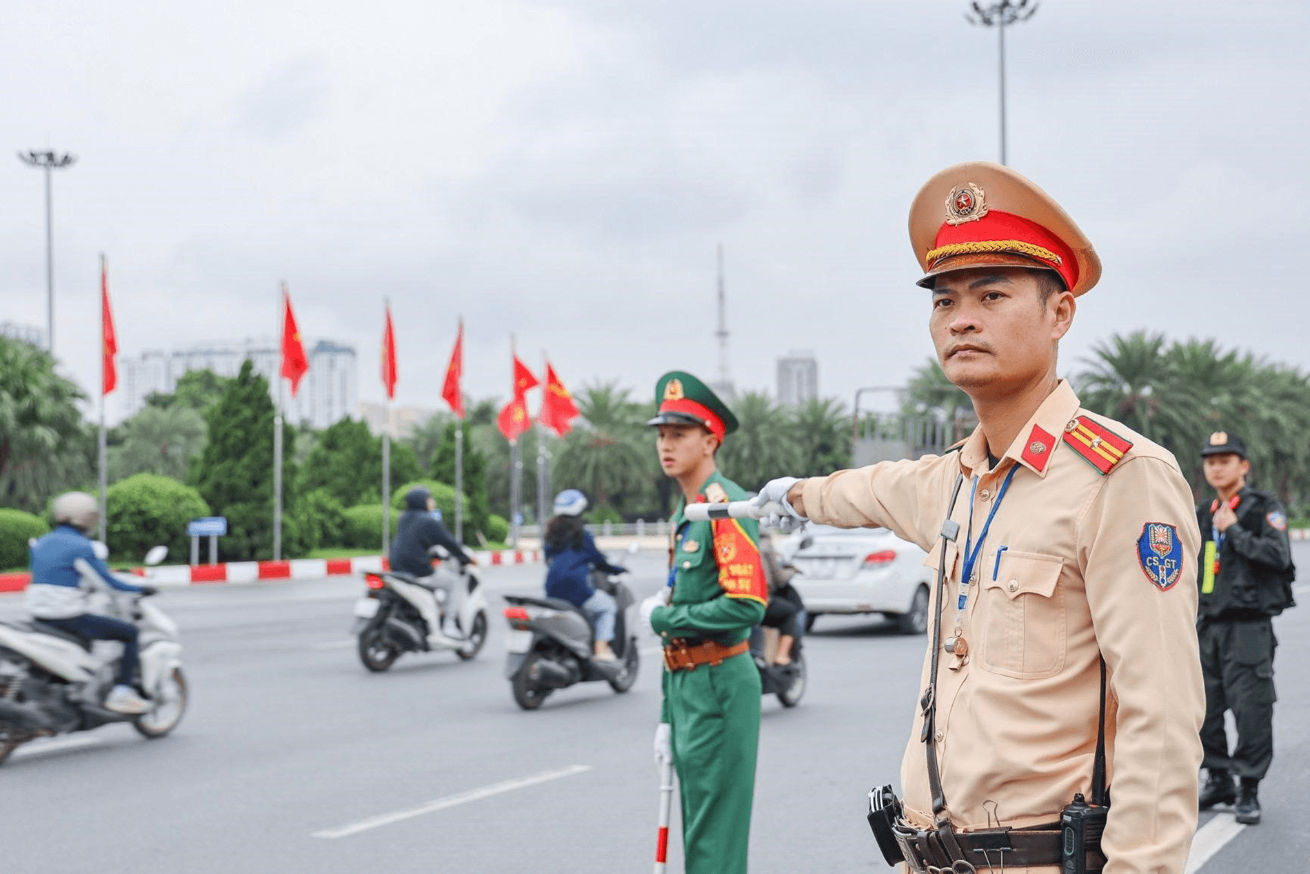 Phân luồng giao thông phục vụ Lễ mở ký Công ước của Liên hợp quốc về chống tội phạm mạng