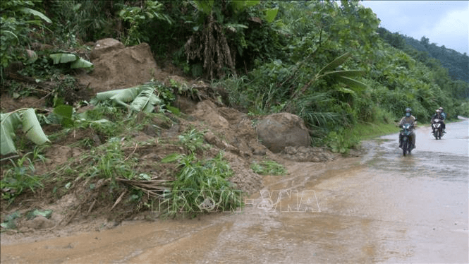 Thời tiết hôm nay (27-10): Mưa lớn ở Trung Bộ