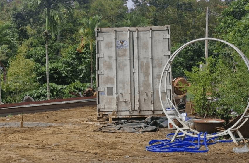 Tài xế xe cẩu tử vong do bị thùng container va vào đầu