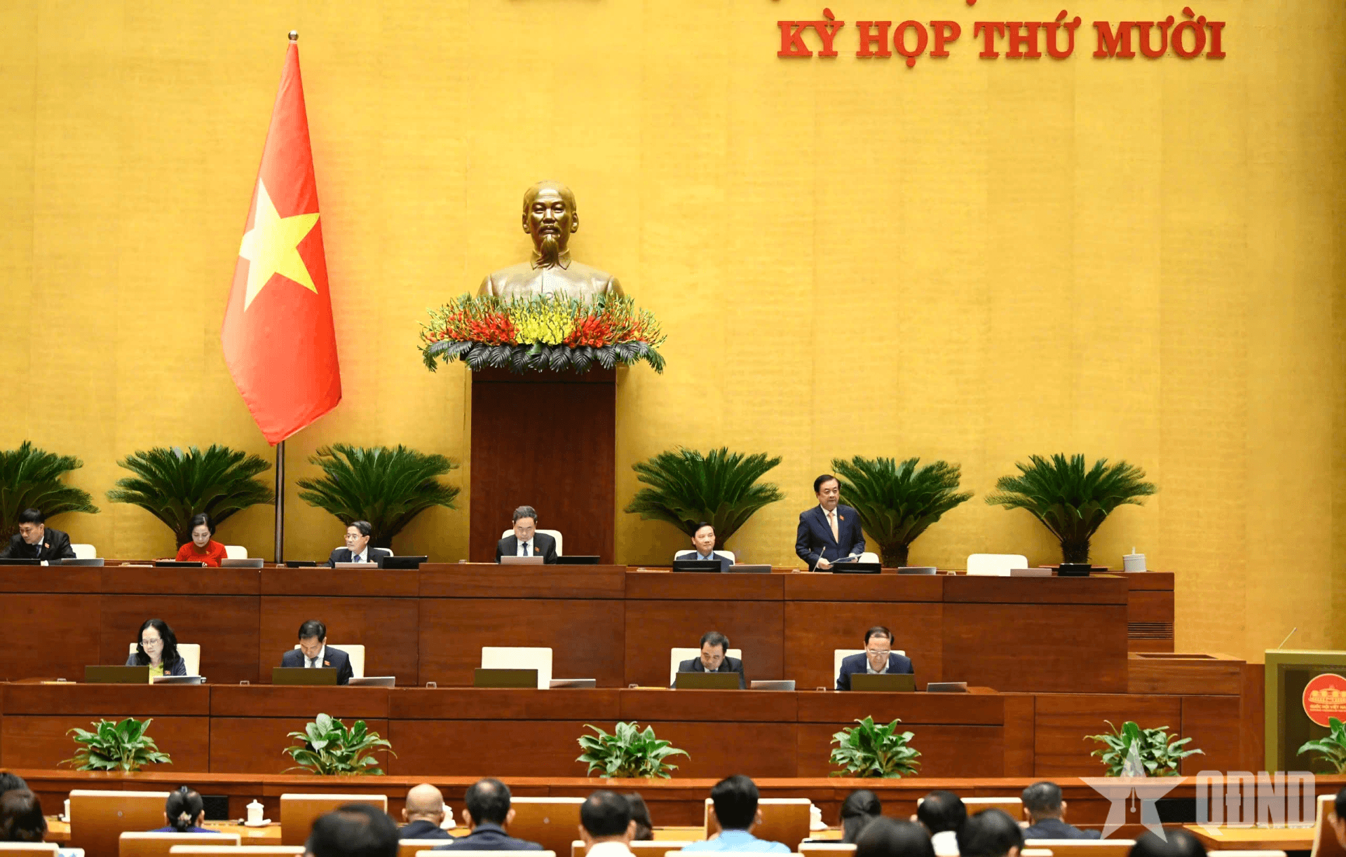 Kỳ họp thứ mười, Quốc hội khóa XV: Bất cập phân loại rác thải tại nguồn