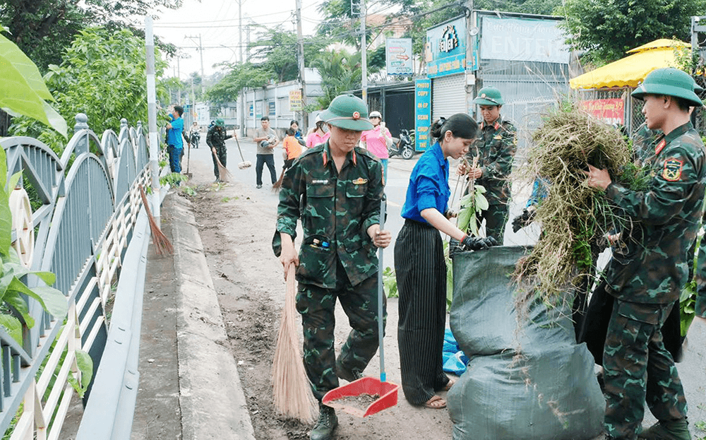 "Phiên chợ nghĩa tình" của bộ đội