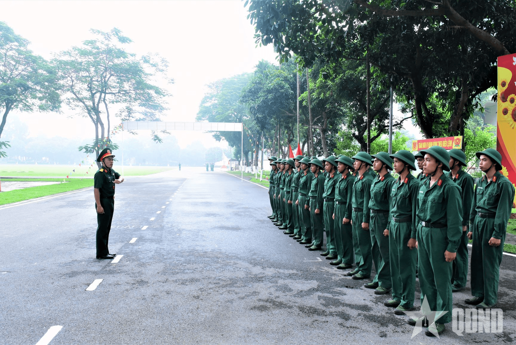 Bộ tư lệnh Thủ đô Hà Nội tổ chức thực hiện tốt công tác thi đua, khen thưởng