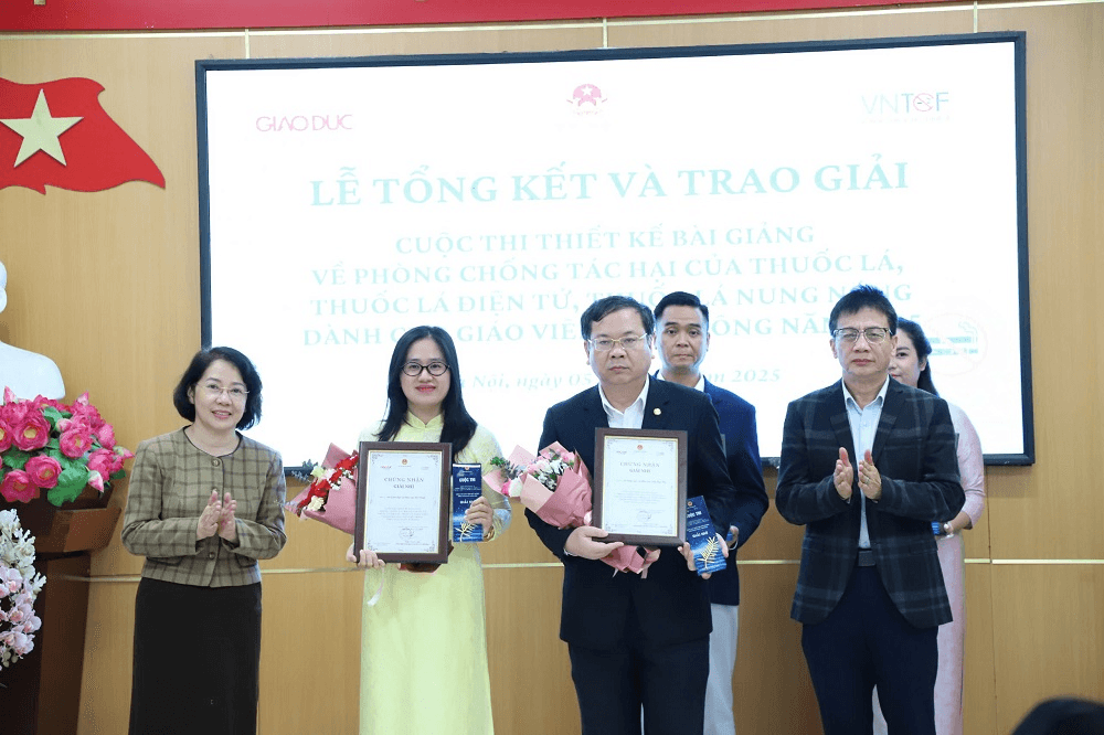 Trao giải Cuộc thi thiết kế bài giảng phòng, chống tác hại của thuốc lá