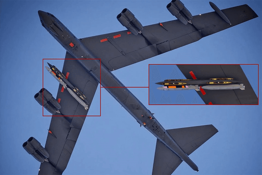 Quân sự thế giới hôm nay (6-11): Máy bay ném bom B-52 của Mỹ mang tên lửa hành trình tầm xa AGM-181A?