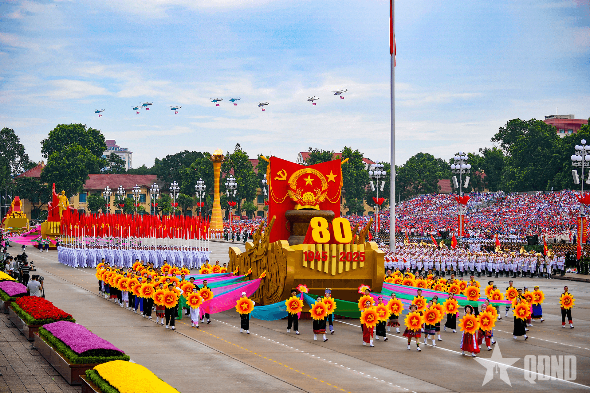 Vững bước tới kỷ nguyên vươn mình